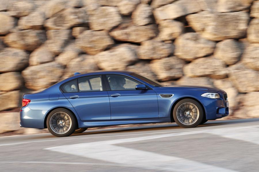  BMW M5 2011 года  (фото 80 из 344)